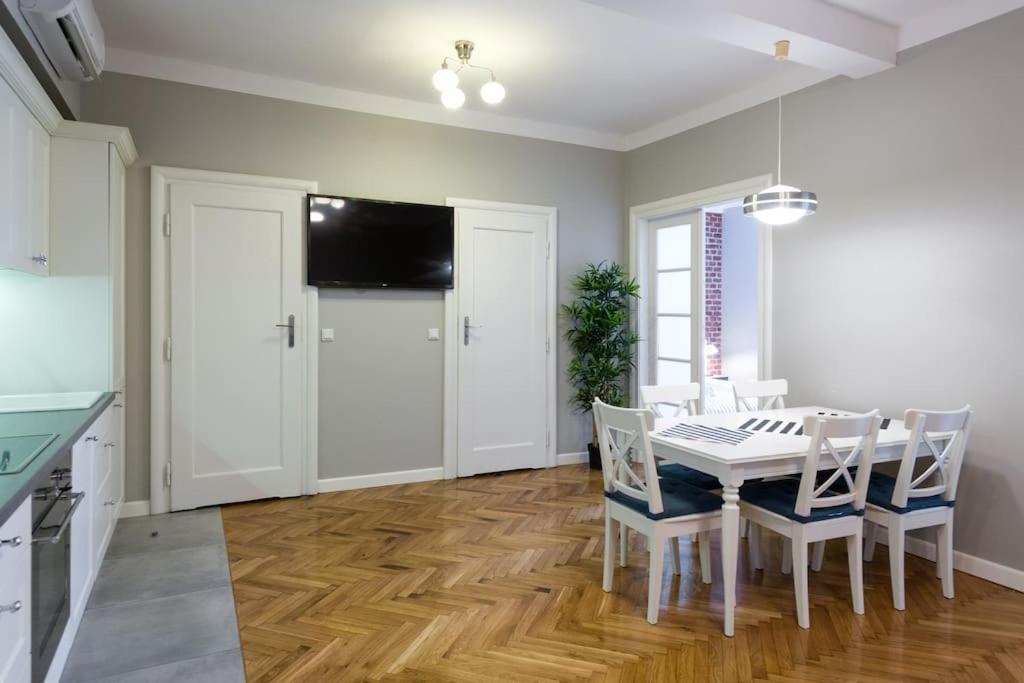 Apartment Florianska Deluxe With Air Condition